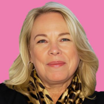 Headshot photo of Pamela Nast